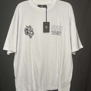 Darc Sport NFGU Wolves Bodybuilding Club Premium Oversized Tee White